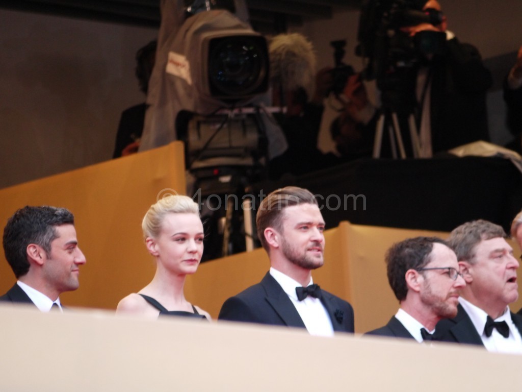 Justin Timberlake with Carey Mulligan and John Goodman