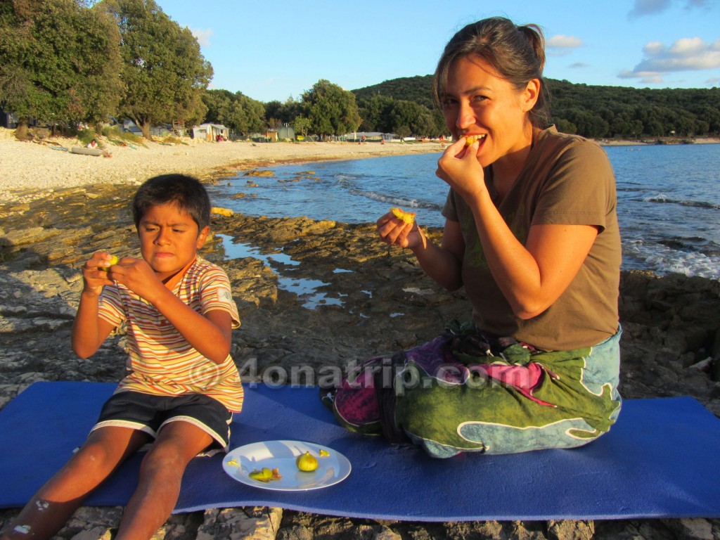 eating figs in Croatia