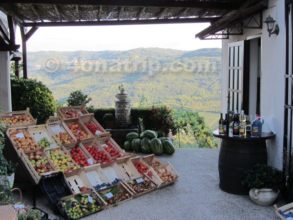 market in Motovun