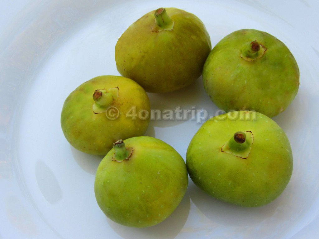 plate of figs