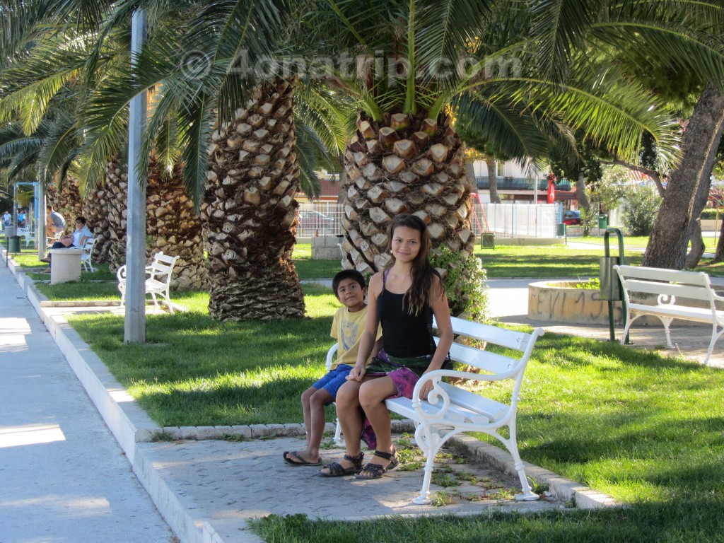 Summer and Luie walking Stobrec