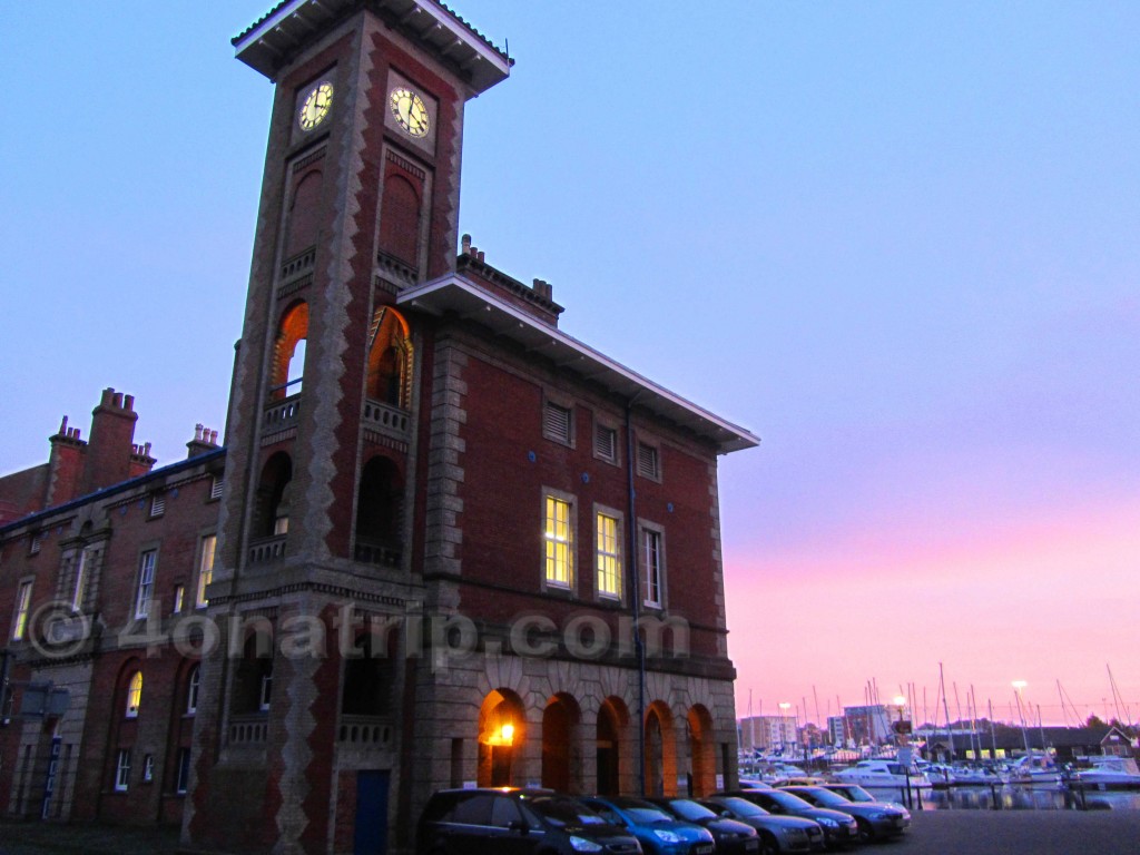 Old Custom House