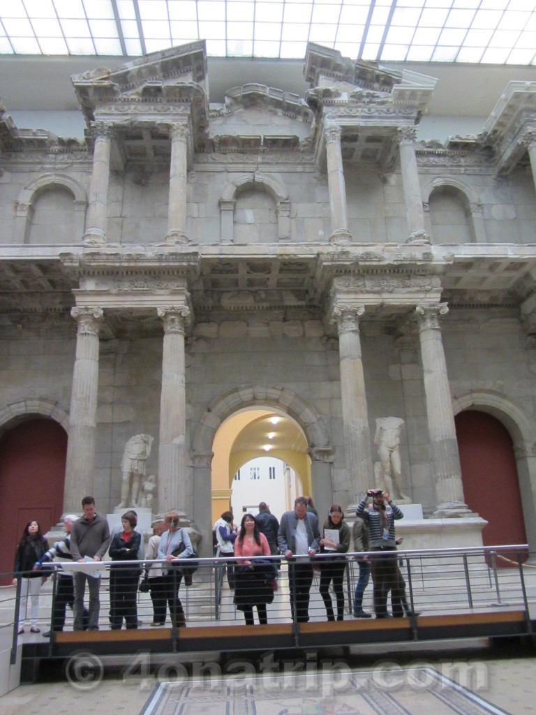 Pergamon Museum two story