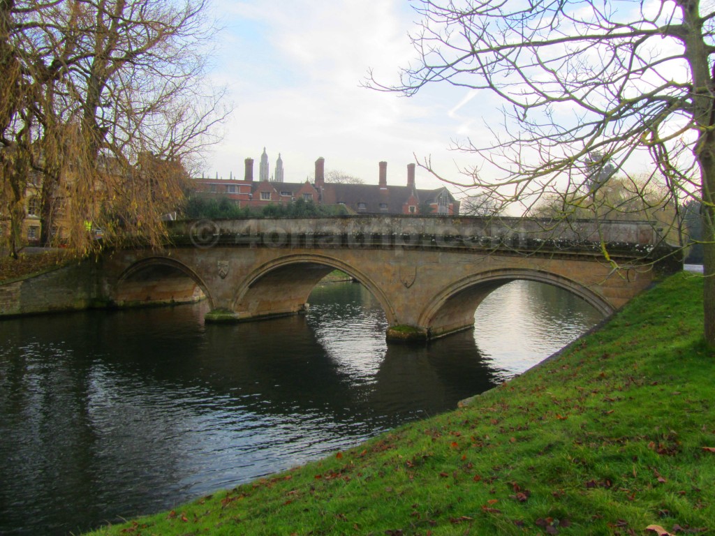 college bridge Cambridge