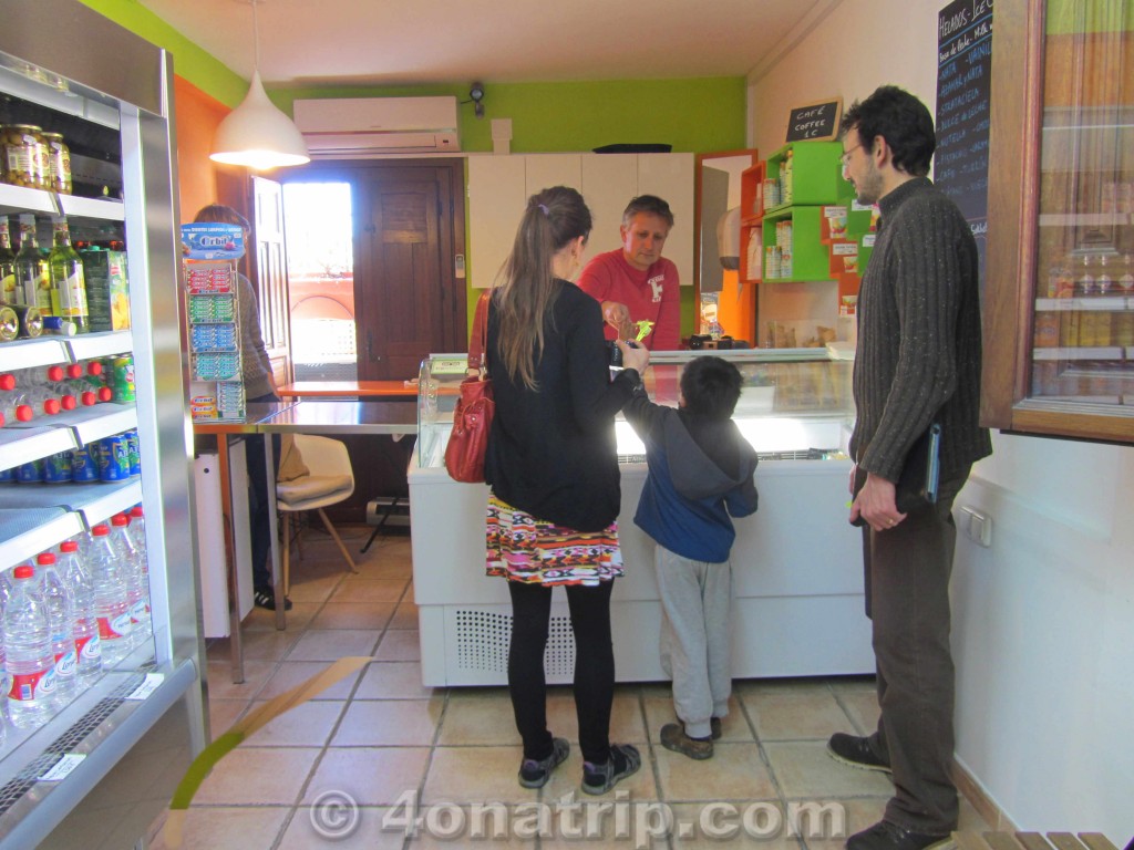 sampling ice cream, Helados San Nicolas Granada Spain