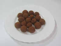 Sugarless Chocolate Truffles